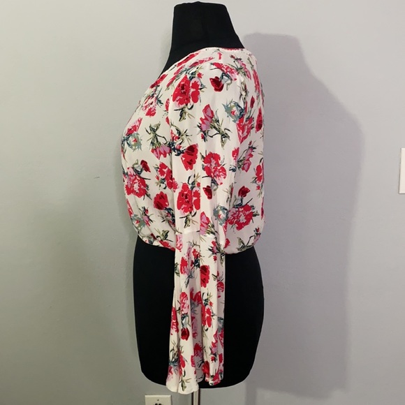 FOREVER 21 PLUS SIZE 1 X CROP TOP BELL SLEEVE - Picture 6 of 11